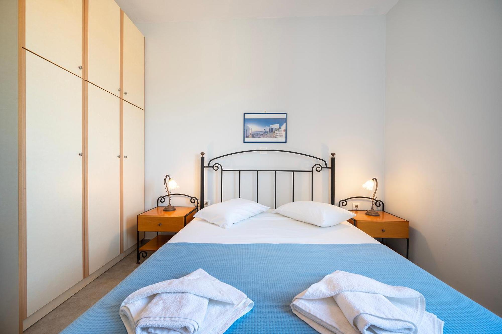 Agnadi Blue Apartments Diakofti Exteriér fotografie