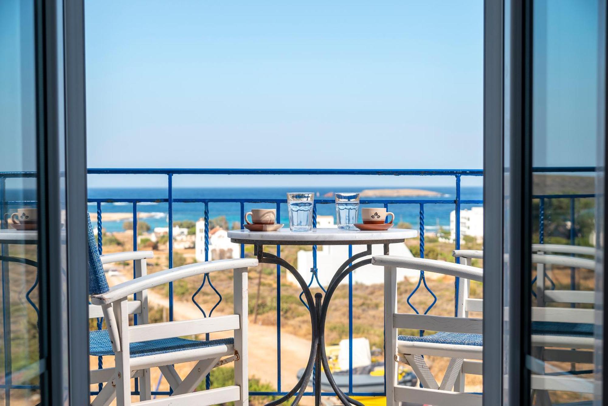 Agnadi Blue Apartments Diakofti Exteriér fotografie